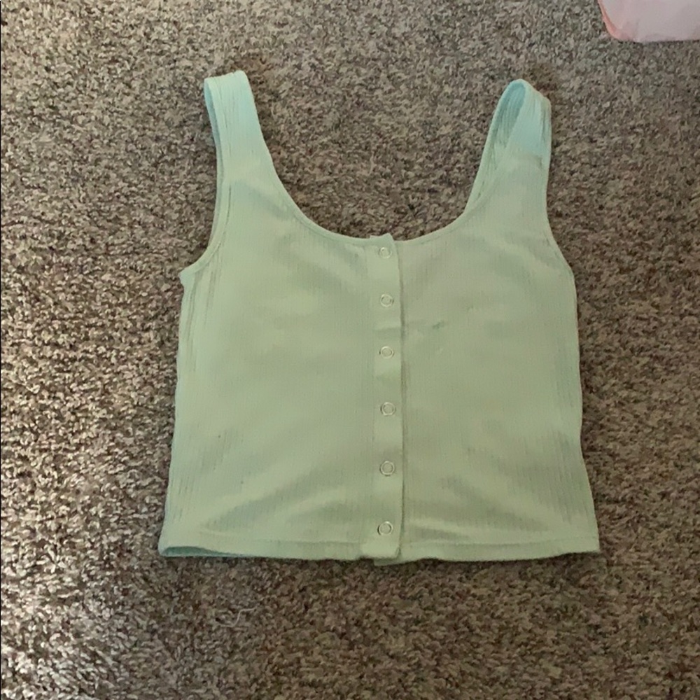 Crop top